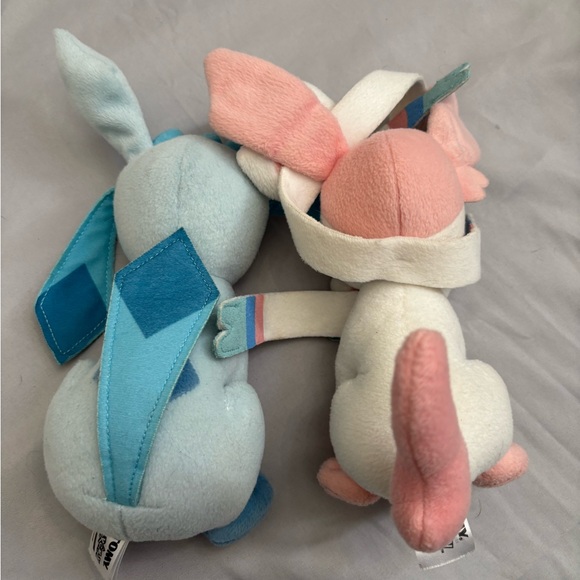 Pokémon Plush Glaceon Sylveon Tomy Lot Of 2 - Picture 4 of 5
